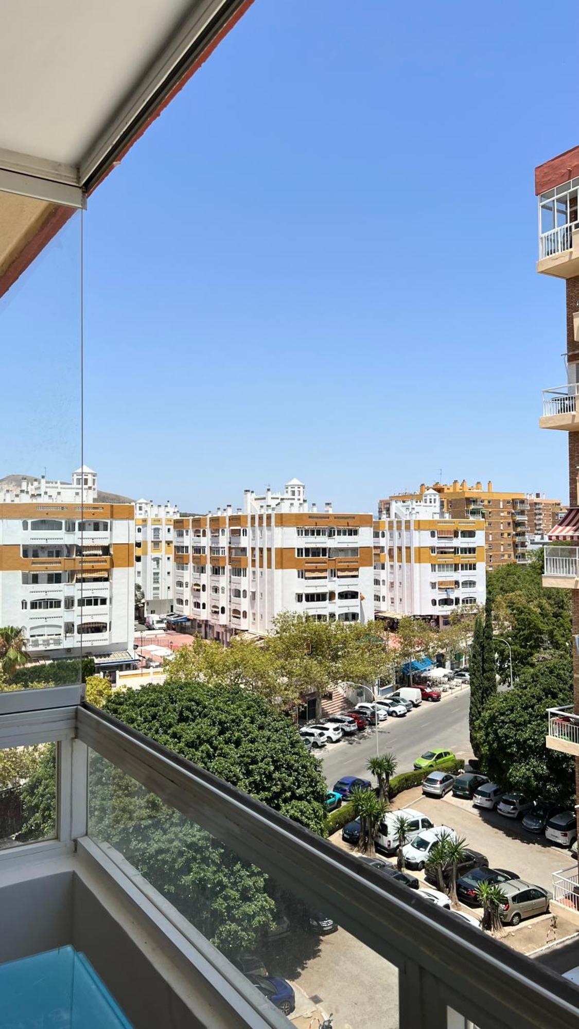 Vista A La Playa, Cerca Del Centro Con Piscina Apartamento Benalmádena